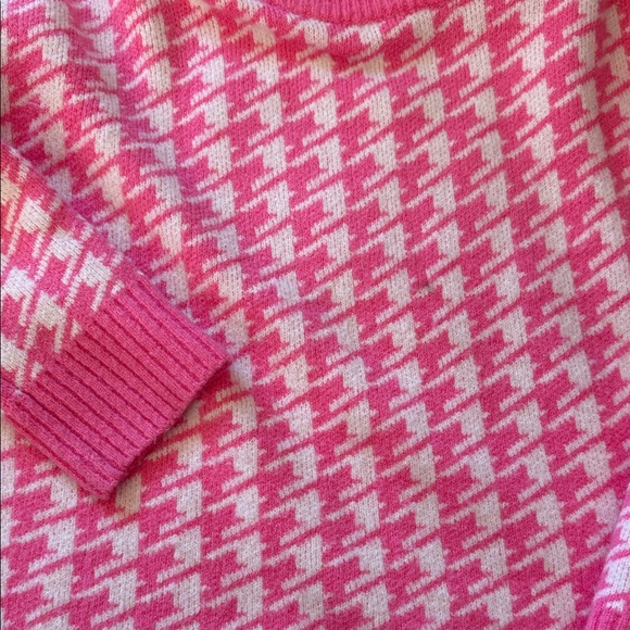 THML Pink Houndstooth Women's Sweater - Picture 3 of 3